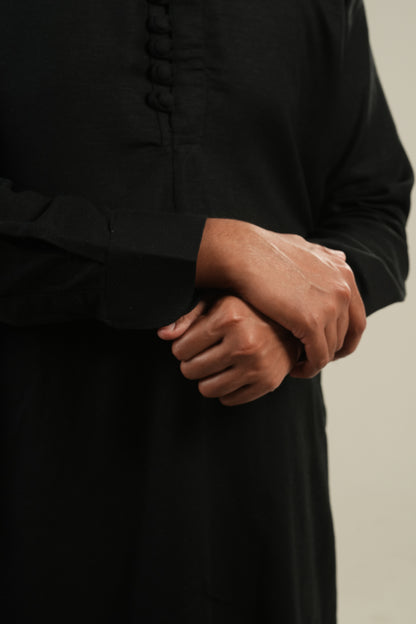 রাত্রি — Black Linen Kurta